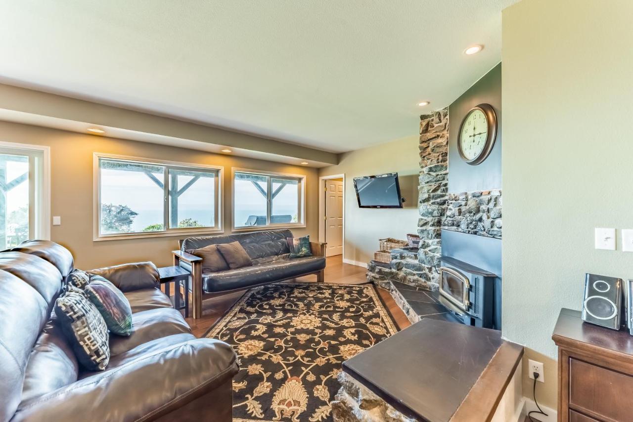 Whale Rock Suites Тринидад Екстериор снимка